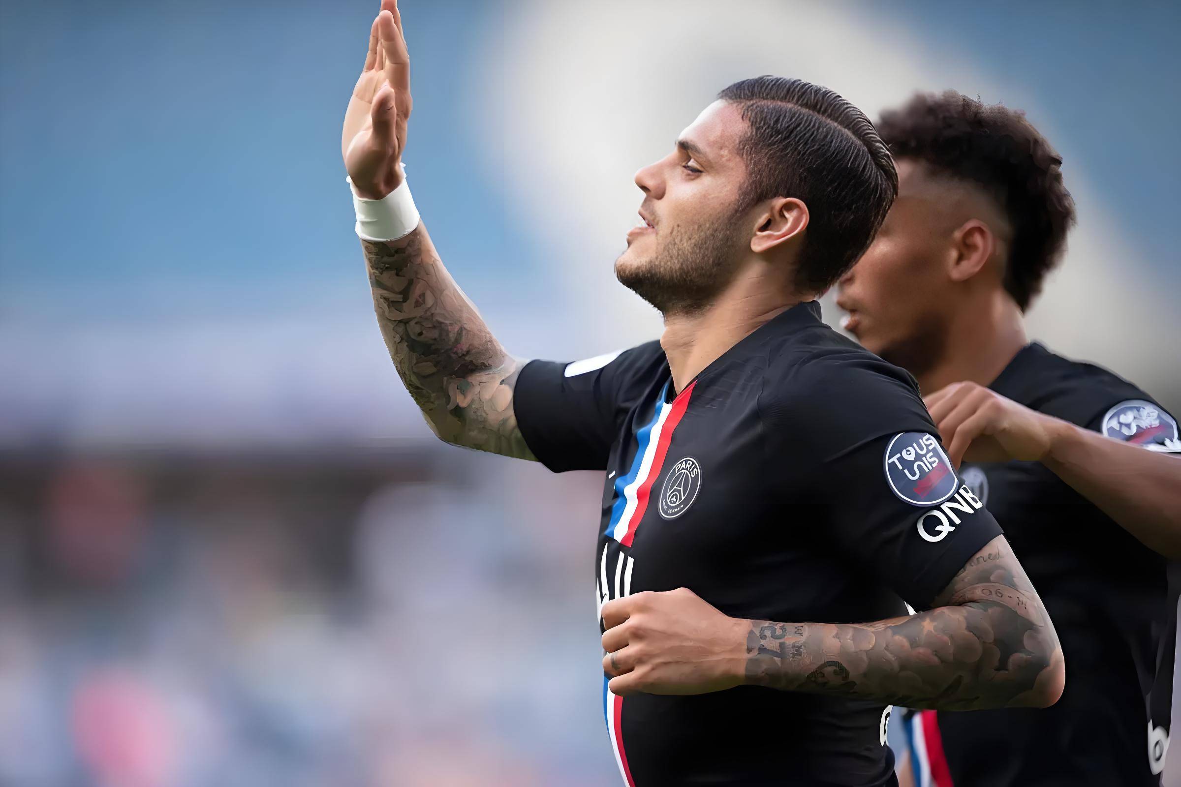 龙8体育-国际比赛日上海海港备战法甲，造点机会细节曝光，话题不断，更衣室氛围转暖