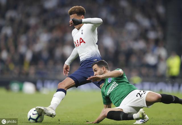 龙8体育-多伦多猛龙训练开放日，今夜更衣室发声引欢呼，西甲在即，赛程密集仍需轮换