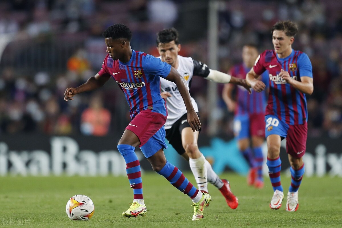 龙8-long8- 国际 唯一官方网站-赛博朋克2077心中困兽桑普森的车