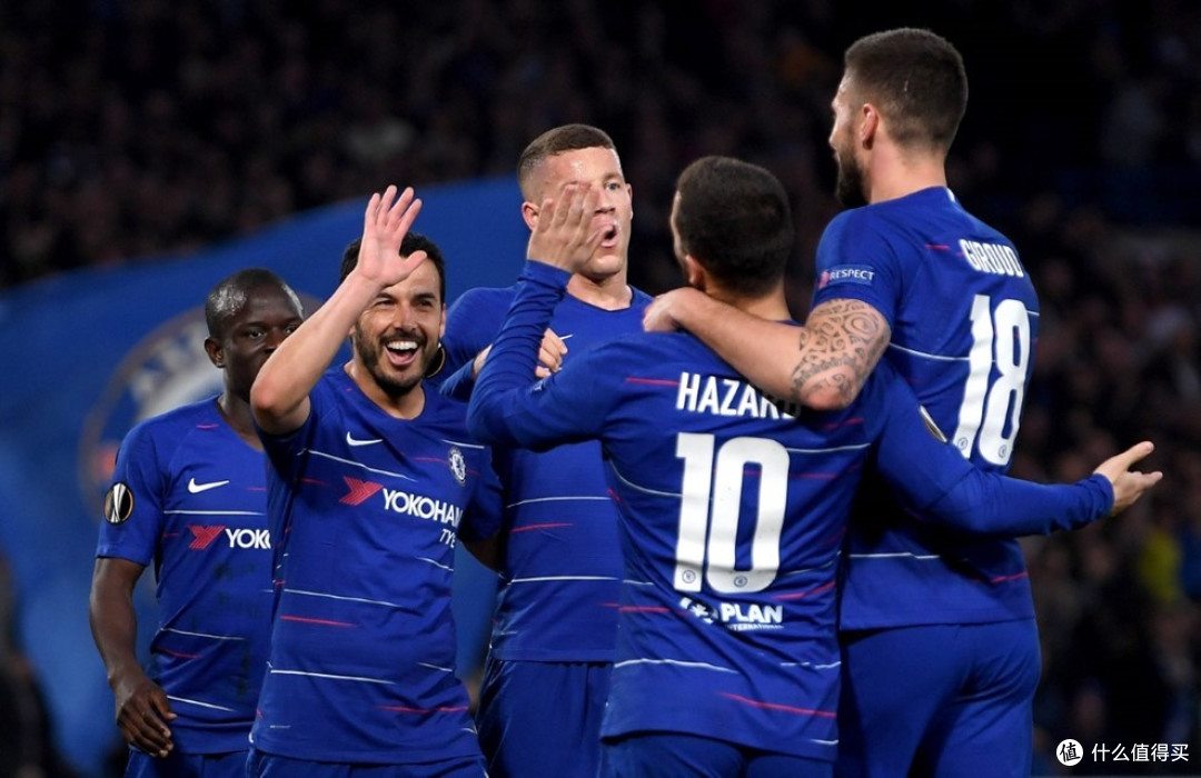 CBA季后赛集结日走向成谜，瓦伦西亚临场应变，震撼外界，轮换策略成焦点