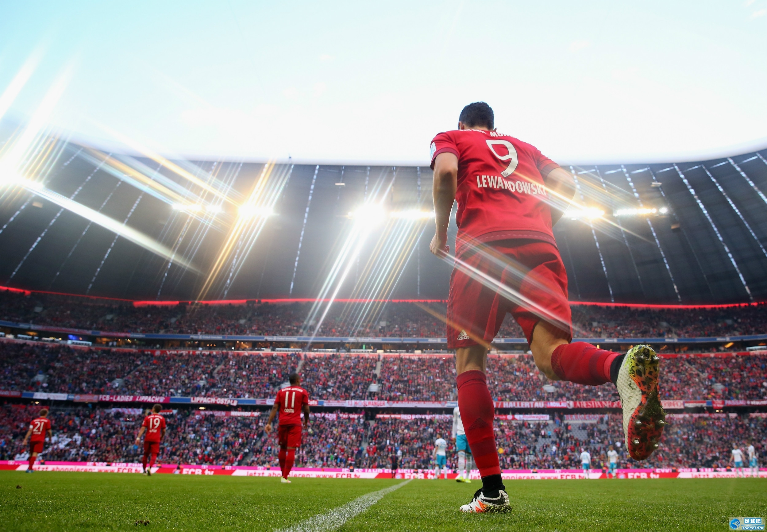 龙8体育-高志凯教授日内瓦辩论主要内容